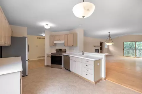 500 S Edwards #21, Lake Geneva, WI 53147