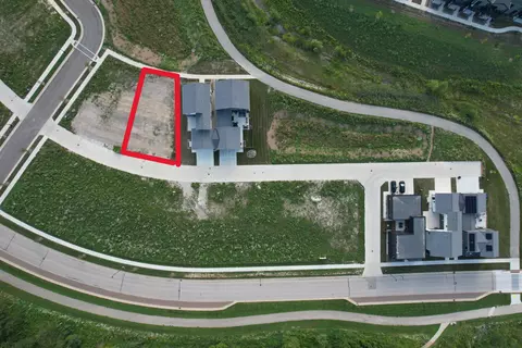 9411 S Cypress, Oak Creek, WI 53154