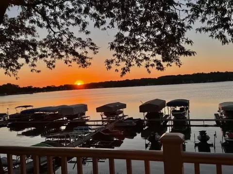 514 Bay Vw #28, Twin Lakes, WI 53181