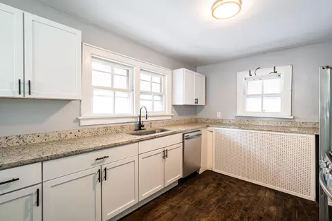 1747 S 28th, Milwaukee, WI 53215