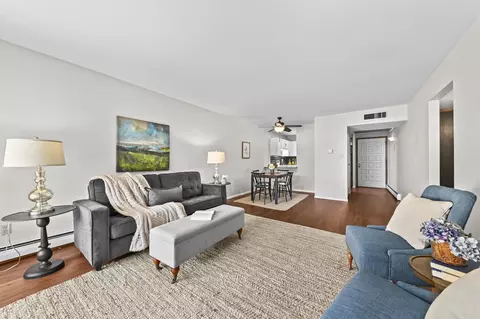 11957 W Appleton UNIT 5, Milwaukee, WI 53224