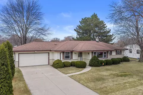 4884 W Willow, Brown Deer, WI 53223