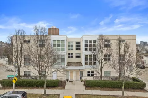 2146 N Commerce, Milwaukee, WI 53212