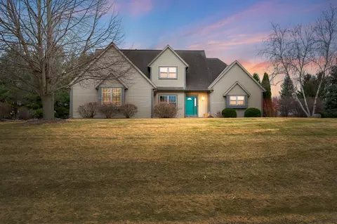 4075 Wexford, Richfield, WI 53076