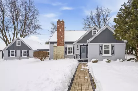 1925 Park, New Holstein, WI 53061
