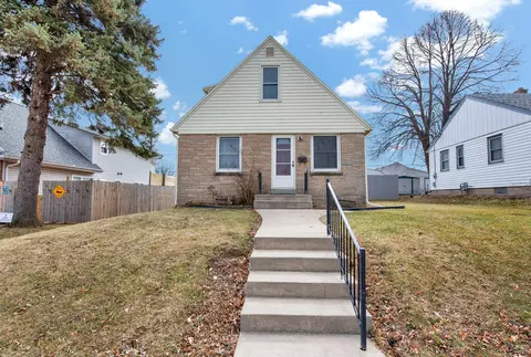 1729 Madison, South Milwaukee, WI 53172