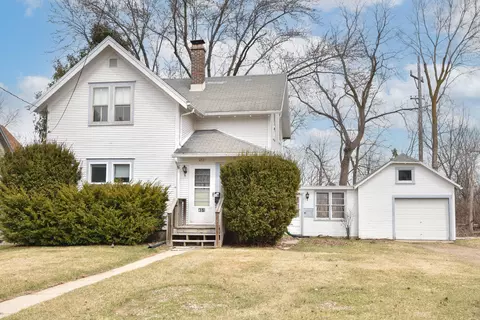 451 W Kilbourn, West Bend, WI 53095