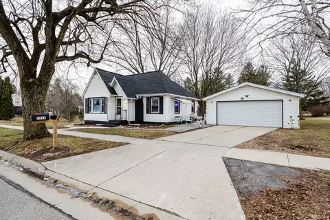 1514 River, Watertown, WI 53094