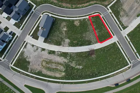 9437 S Cypress, Oak Creek, WI 53154