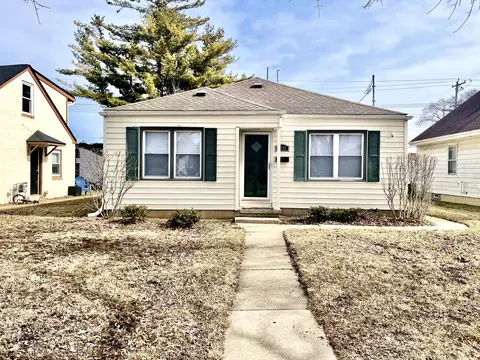 3526 N 77th, Milwaukee, WI 53222
