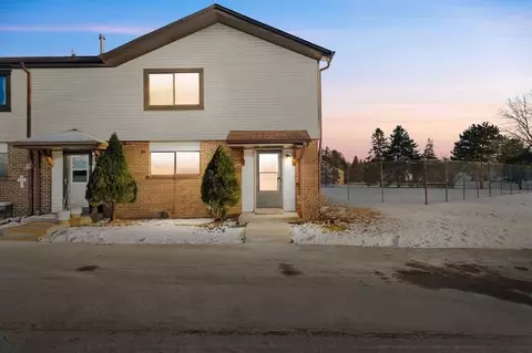 5709 Cambridge #6, Mount Pleasant, WI 53406
