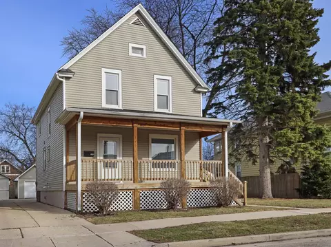 6609 24th, Kenosha, WI 53143