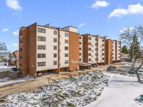 111 11th #3AN, Racine, WI 53403