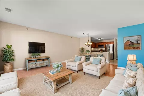 316 56th #207, Kenosha, WI 53140