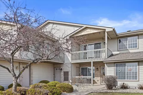 10110 74th #D, Kenosha, WI 53142