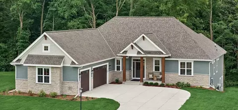 n51w18847 Quietwood, Menomonee Falls, WI 53051