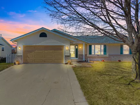 804 Fieldstone, Watertown, WI 53094