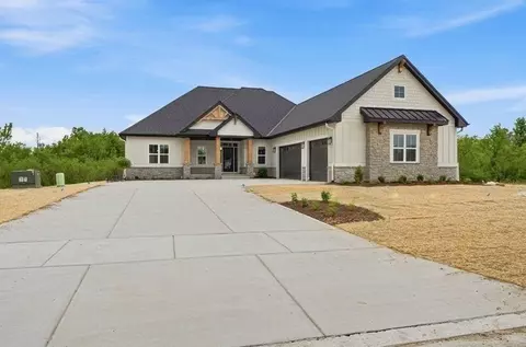 n51w18906 Quietwood, Menomonee Falls, WI 53046