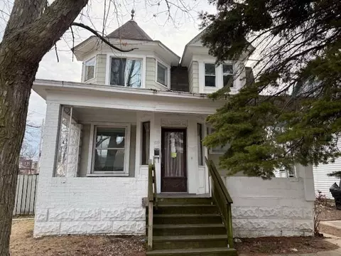 1519 Taylor, Racine, WI 53403