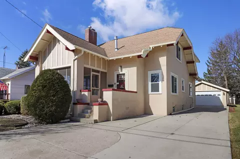 125 Kendall, Burlington, WI 53105