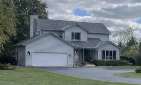 w253s10980 Hunters Run, Mukwonago, WI 53149