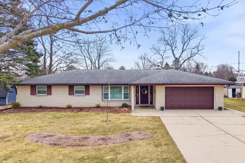 n75w6969 Linden, Cedarburg, WI 53012