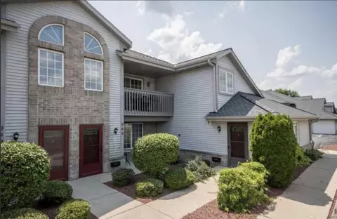 949 Quinlan, Pewaukee, WI 53072