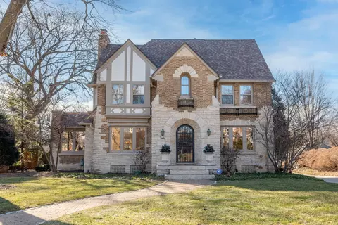 6143 Washington, Wauwatosa, WI 53213