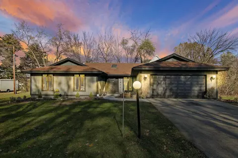 9499 402nd, Randall, WI 53128
