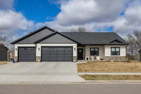 1909 Arches, Holmen, WI 54636