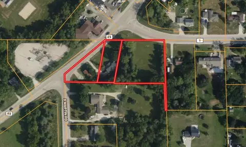 18585 W National #18587, New Berlin, WI 53146