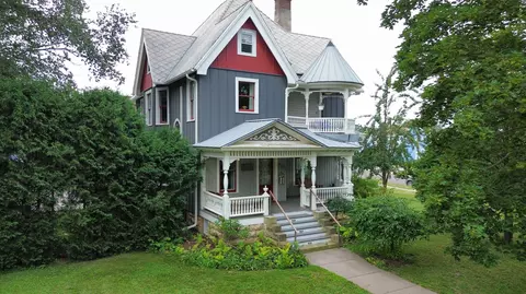 207 E Jefferson, Viroqua, WI 54665