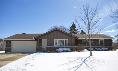 15175 W Kingsway, New Berlin, WI 53151