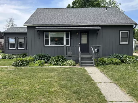 915 Carol, Watertown, WI 53094