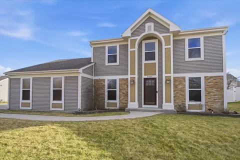 9437 W Greenwood, Milwaukee, WI 53224