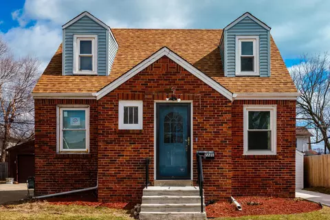 7721 14th, Kenosha, WI 53143