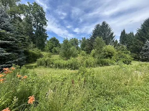 Lt0 W Woodland, New Berlin, WI 53146