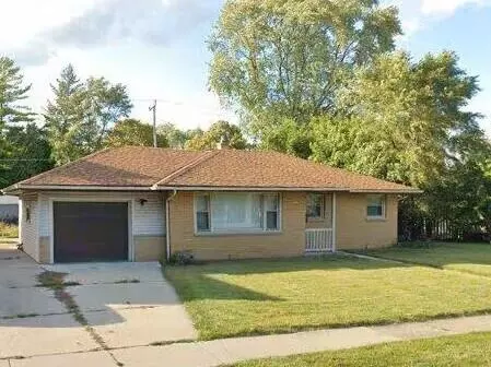 7200 W Grantosa, Milwaukee, WI 53218