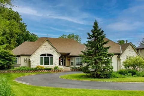 827 E Lakeview, Hustisford, WI 53034