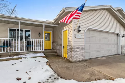 1155 W Madison, Cleveland, WI 53015