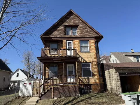 2305 W Burnham #2305A, Milwaukee, WI 53204