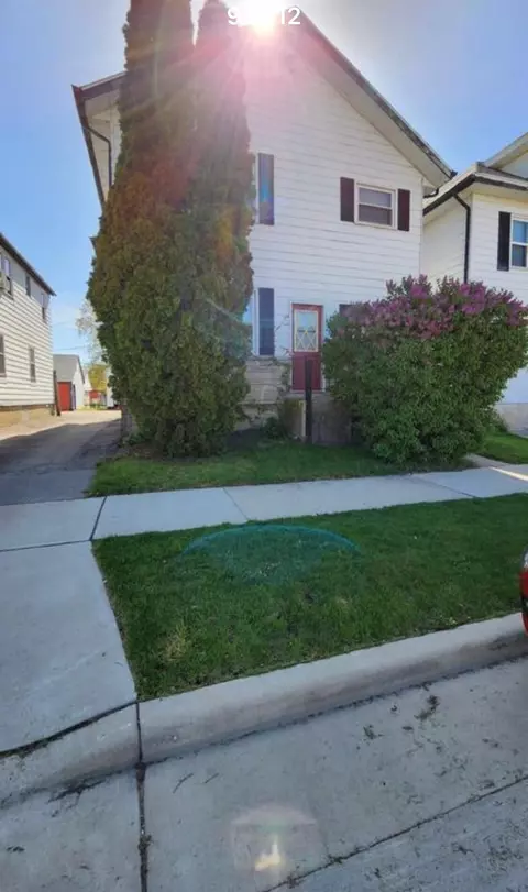 7547 22nd, Kenosha, WI 53143