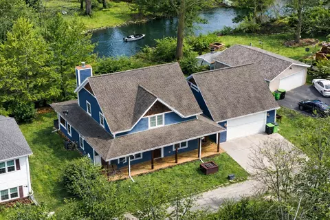 6621 Heidelberg, Waterford, WI 53185