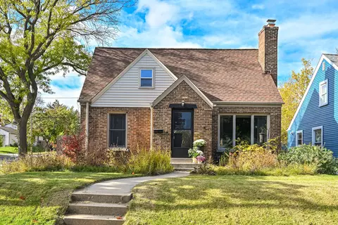 2877 S 46th, Milwaukee, WI 53219