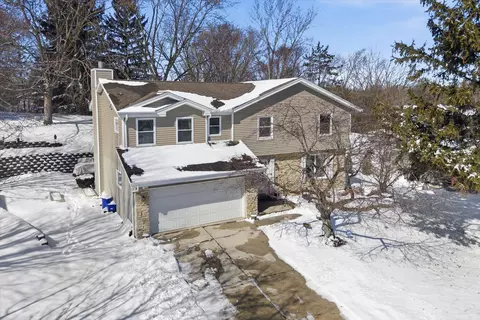 15429 W Mayflower, New Berlin, WI 53151