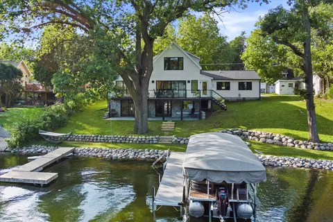 w345n5746 Road G, Oconomowoc, WI 53066