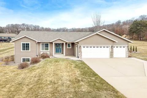 w7534 Sylvester Road, Holland, WI 54636