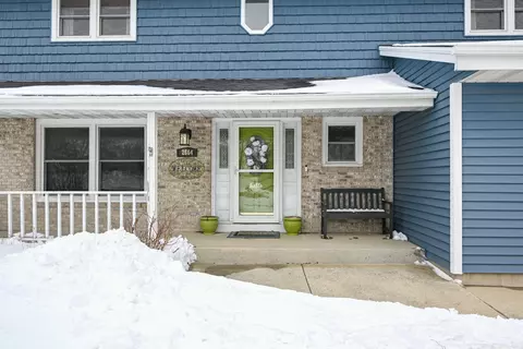 2664 E Henry, Cudahy, WI 53110