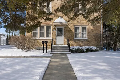 5817 S Hately #5819, Cudahy, WI 53110