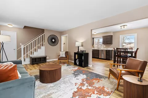 3900 W Kiley, Milwaukee, WI 53209